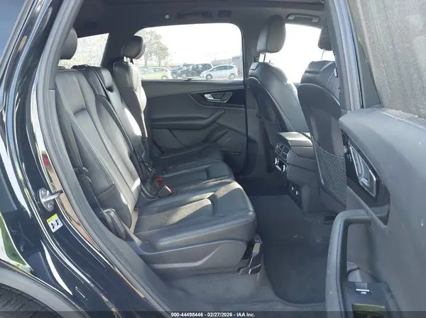 WA1LAAF78JD048807 2018 AUDI Q7 - Image 8