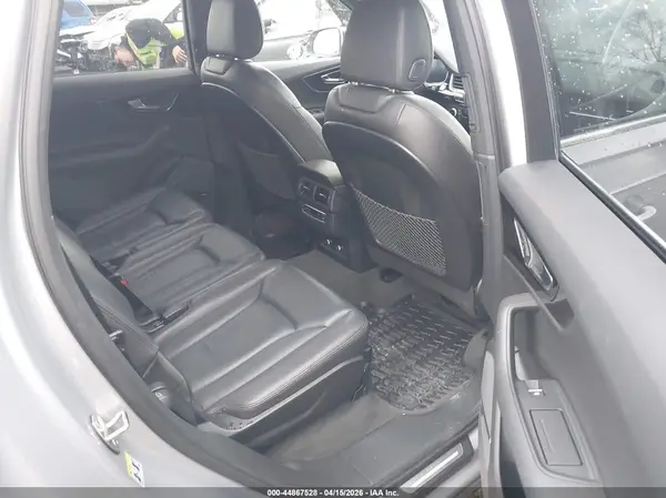 WA1LAAF78JD051058 2018 AUDI Q7 - Image 8
