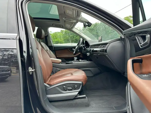 WA1LAAF78KD001228 2019 AUDI Q7 - Image 8