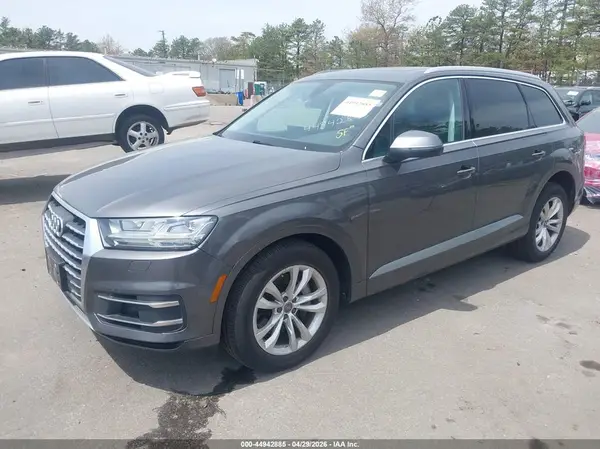 WA1LAAF78KD002007 2019 AUDI Q7 - Image 2