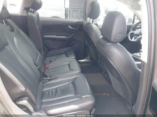 WA1LAAF78KD002007 2019 AUDI Q7 - Image 8