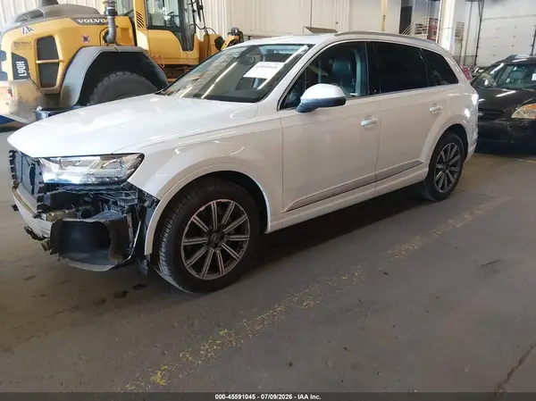 WA1LAAF78KD008499 2019 AUDI Q7 - Image 2