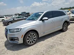 WA1LAAF78KD010012 2019 AUDI Q7