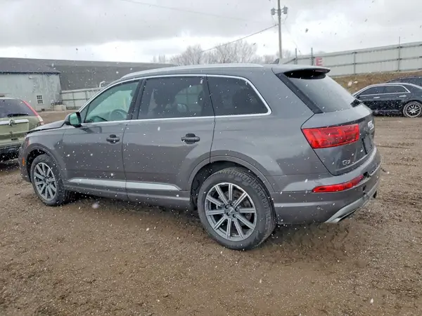 WA1LAAF78KD010060 2019 AUDI Q7 - Image 2