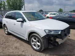 WA1LAAF78KD011256 2019 AUDI Q7
