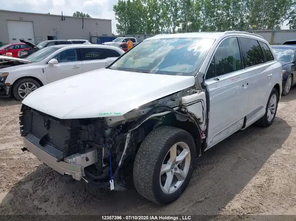 WA1LAAF78KD011256 2019 AUDI Q7 - Image 2