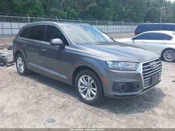WA1LAAF78KD012598 2019 AUDI Q7 - Image 1