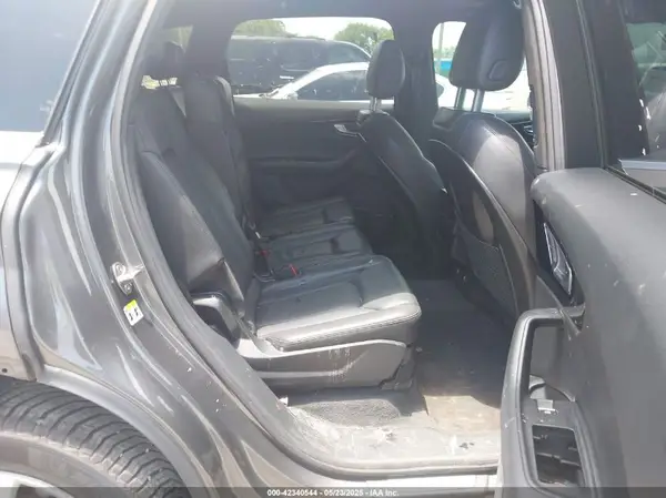WA1LAAF78KD012598 2019 AUDI Q7 - Image 8