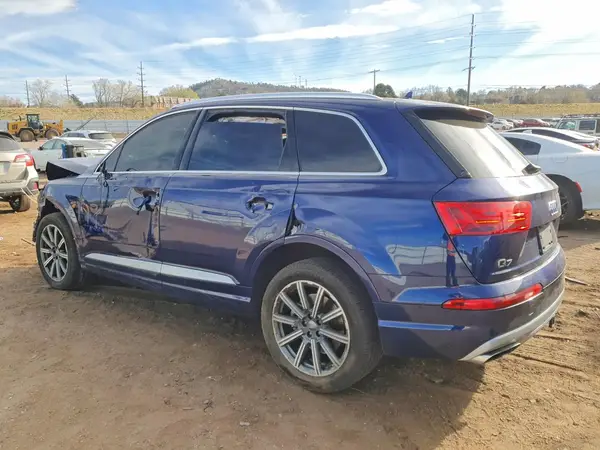 WA1LAAF78KD028669 2019 AUDI Q7 - Image 2
