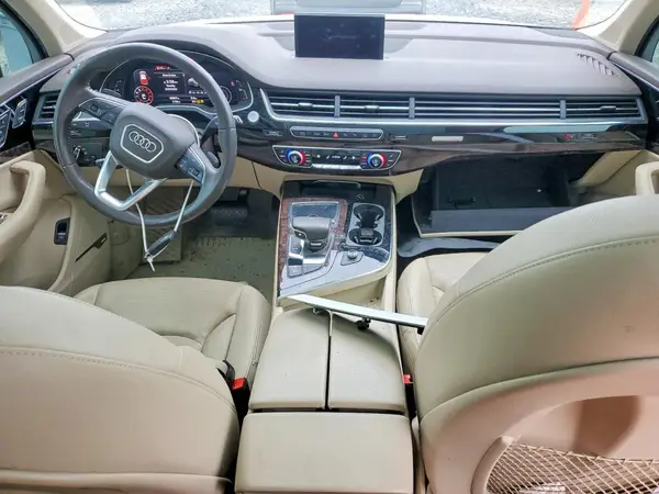 WA1LAAF78KD033127 2019 AUDI Q7 - Image 8
