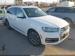 WA1LAAF78KD038327 2019 AUDI Q7