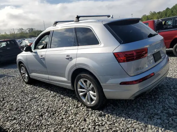 WA1LAAF78KD040420 2019 AUDI Q7 - Image 2