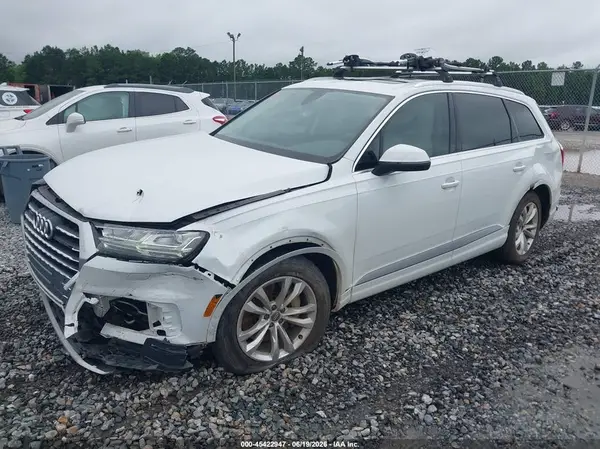 WA1LAAF78KD042152 2019 AUDI Q7 - Image 2
