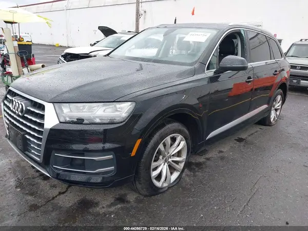 WA1LAAF78KD043222 2019 AUDI Q7 - Image 2
