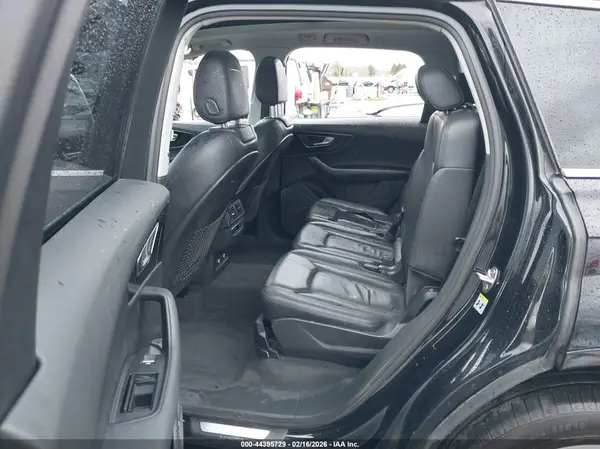 WA1LAAF78KD043222 2019 AUDI Q7 - Image 8