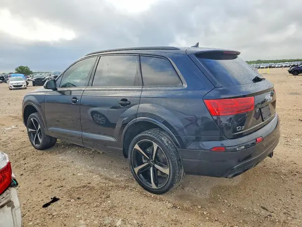 WA1LAAF78KD046881 2019 AUDI Q7 - Image 2