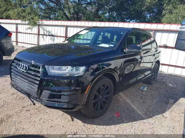 WA1LAAF78KD047772 2019 AUDI Q7 - Image 2