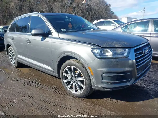 WA1LAAF79HD004342 2017 AUDI Q7 - Image 1