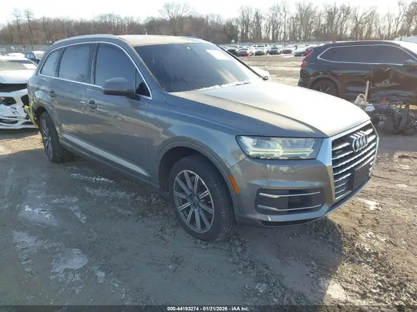 WA1LAAF79HD013767 2017 AUDI Q7 - Image 1