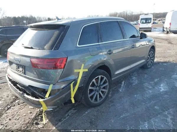 WA1LAAF79HD013767 2017 AUDI Q7 - Image 2