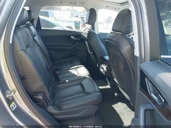 WA1LAAF79HD016314 2017 AUDI Q7 - Image 8
