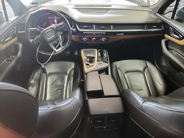 WA1LAAF79HD019326 2017 AUDI Q7 - Image 8