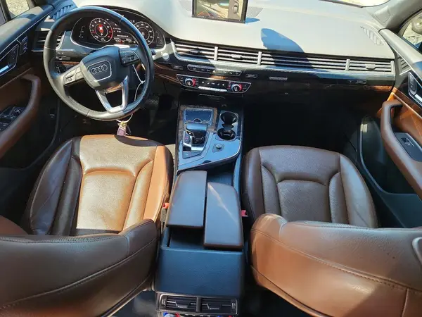 WA1LAAF79HD023845 2017 AUDI Q7 - Image 8