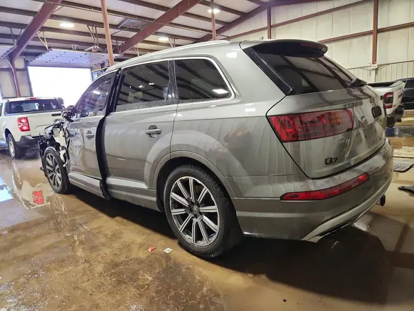 WA1LAAF79HD024719 2017 AUDI Q7 - Image 2