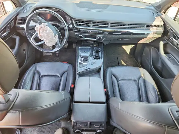 WA1LAAF79HD024879 2017 AUDI Q7 - Image 8