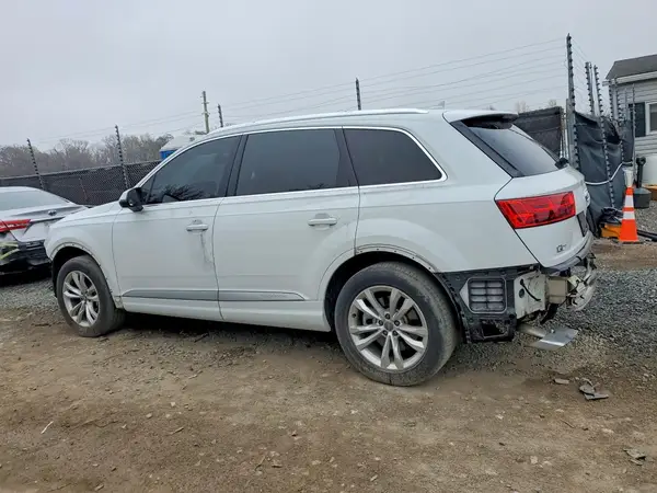 WA1LAAF79HD025711 2017 AUDI Q7 - Image 2