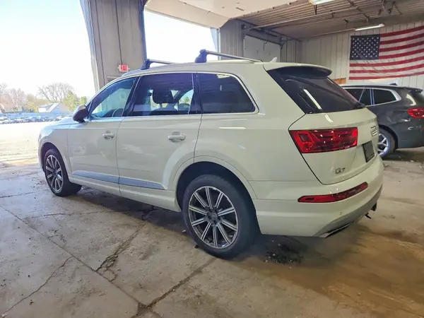 WA1LAAF79HD026437 2017 AUDI Q7 - Image 2
