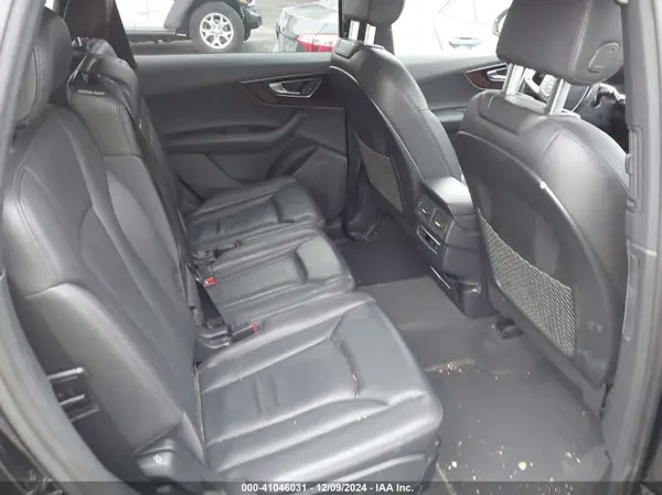 WA1LAAF79HD028253 2017 AUDI Q7 - Image 8