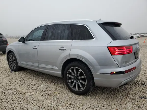 WA1LAAF79HD034716 2017 AUDI Q7 - Image 2