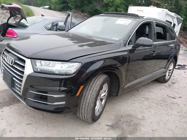WA1LAAF79HD037499 2017 AUDI Q7 - Image 2