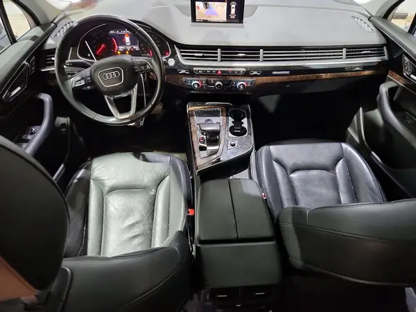 WA1LAAF79HD042993 2017 AUDI Q7 - Image 8
