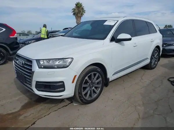 WA1LAAF79HD050219 2017 AUDI Q7 - Image 2