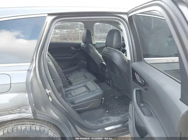 WA1LAAF79JD032809 2018 AUDI Q7 - Image 8
