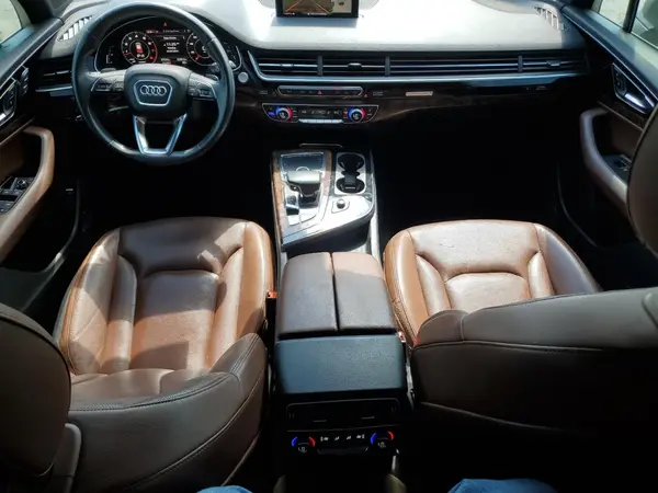 WA1LAAF79JD040408 2018 AUDI Q7 - Image 8