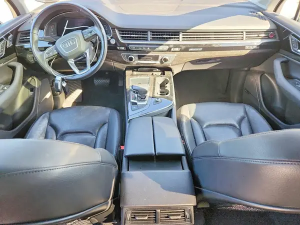 WA1LAAF79JD041686 2018 AUDI Q7 - Image 8