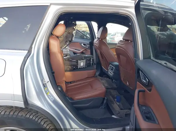 WA1LAAF79JD043180 2018 AUDI Q7 - Image 8
