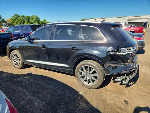 WA1LAAF79KD015543 2019 AUDI Q7 - Image 2