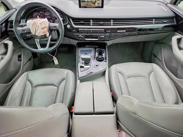 WA1LAAF79KD022766 2019 AUDI Q7 - Image 8