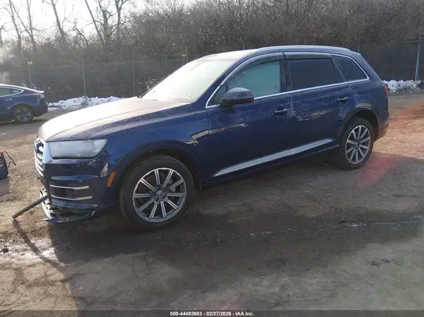 WA1LAAF79KD037591 2019 AUDI Q7 - Image 2