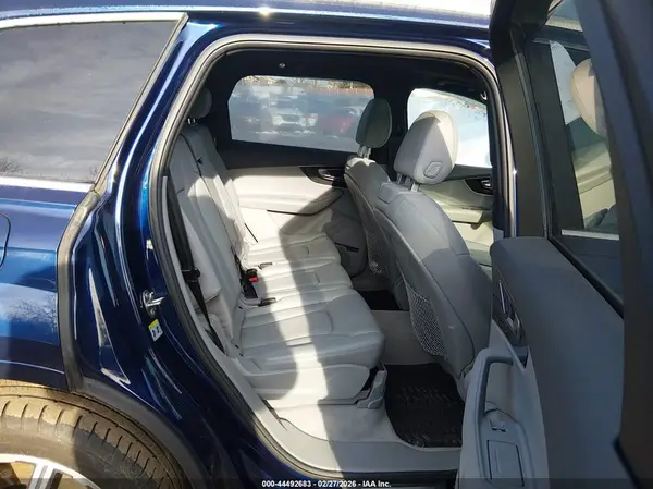 WA1LAAF79KD037591 2019 AUDI Q7 - Image 8
