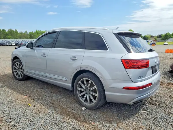 WA1LAAF7XHD005158 2017 AUDI Q7 - Image 2
