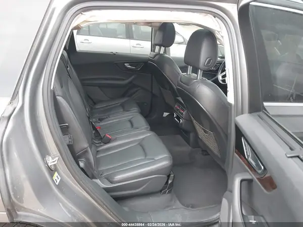 WA1LAAF7XHD016340 2017 AUDI Q7 - Image 8