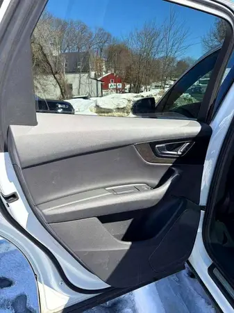 WA1LAAF7XHD018590 2017 AUDI Q7 - Image 8