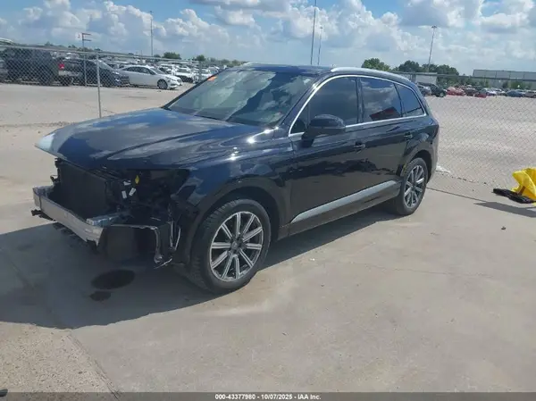 WA1LAAF7XHD020470 2017 AUDI Q7 - Image 2