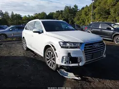 WA1LAAF7XHD025720 2017 AUDI Q7
