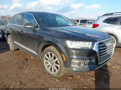 WA1LAAF7XHD027077 2017 AUDI Q7
